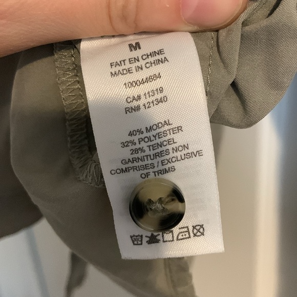 DYNAMITE - airy blouse - Picture 2 of 3